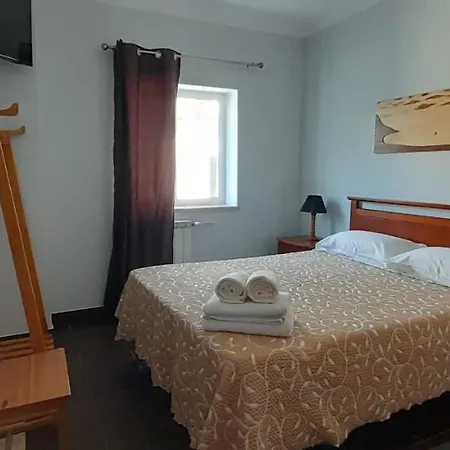 Verissimo בית הארחה